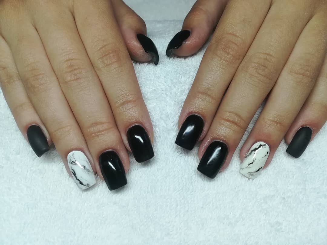 Bedazzled NAILS and SPA - Neutral tone. Classic nude polish and simple  white design. Nail art by Bee. #gelmanicure #newnails #nailsdone #chicago  #naildesigns. | Facebook