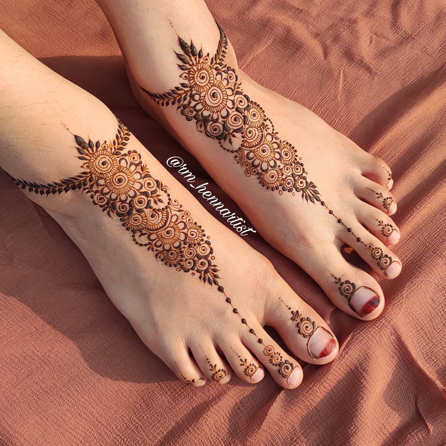 27 Beautiful Latest Bridal Mehndi Designs Collection 2024-2025 | Legs  mehndi design, Peacock mehndi designs, Leg mehndi