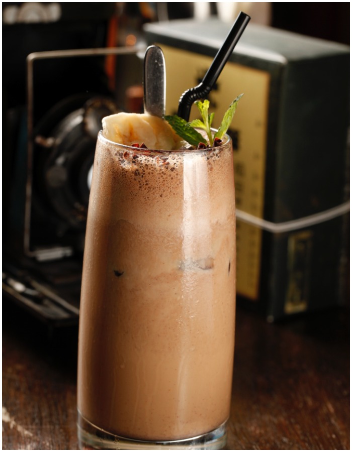Chocolate And Peanut Butter -Homemade Protein Shakes For Weight Gain
