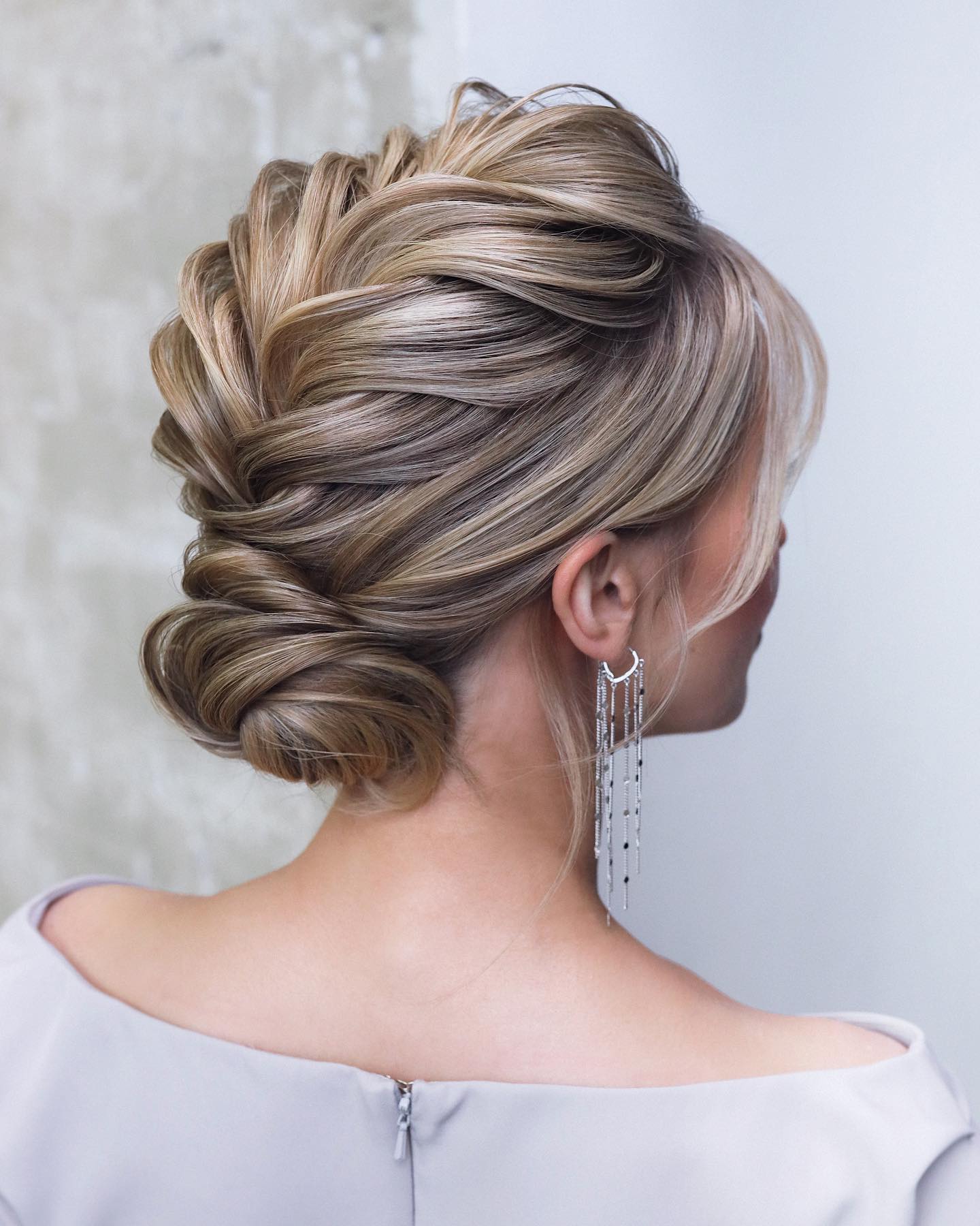 14 Attractive Hairstyles For Brides With Round Face In 2022 | POPxo