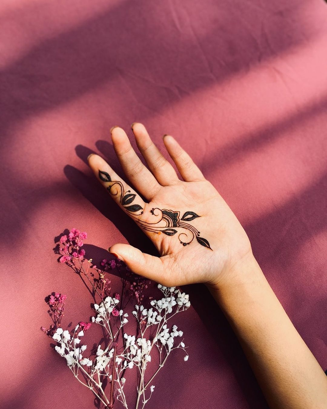 beautiful fingers mehndi designs #saffamehndi | TikTok