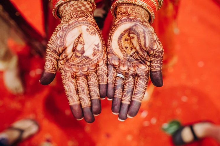 My heart is so full ❤️ #couple #mehndi #henna #couplegoals #fyp #weddi... |  TikTok