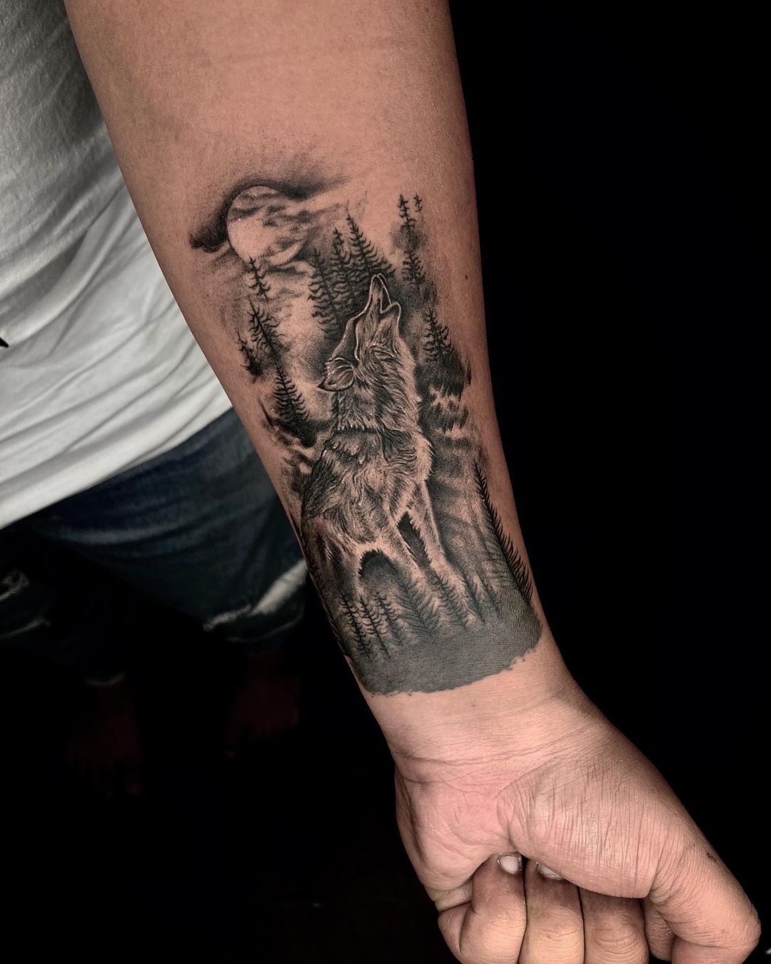 The Canvas Arts The Canvas Arts Wrist Arm Hand Thighs Wolf Temporary Tattoo  - Price in India, Buy The Canvas Arts The Canvas Arts Wrist Arm Hand Thighs  Wolf Temporary Tattoo Online