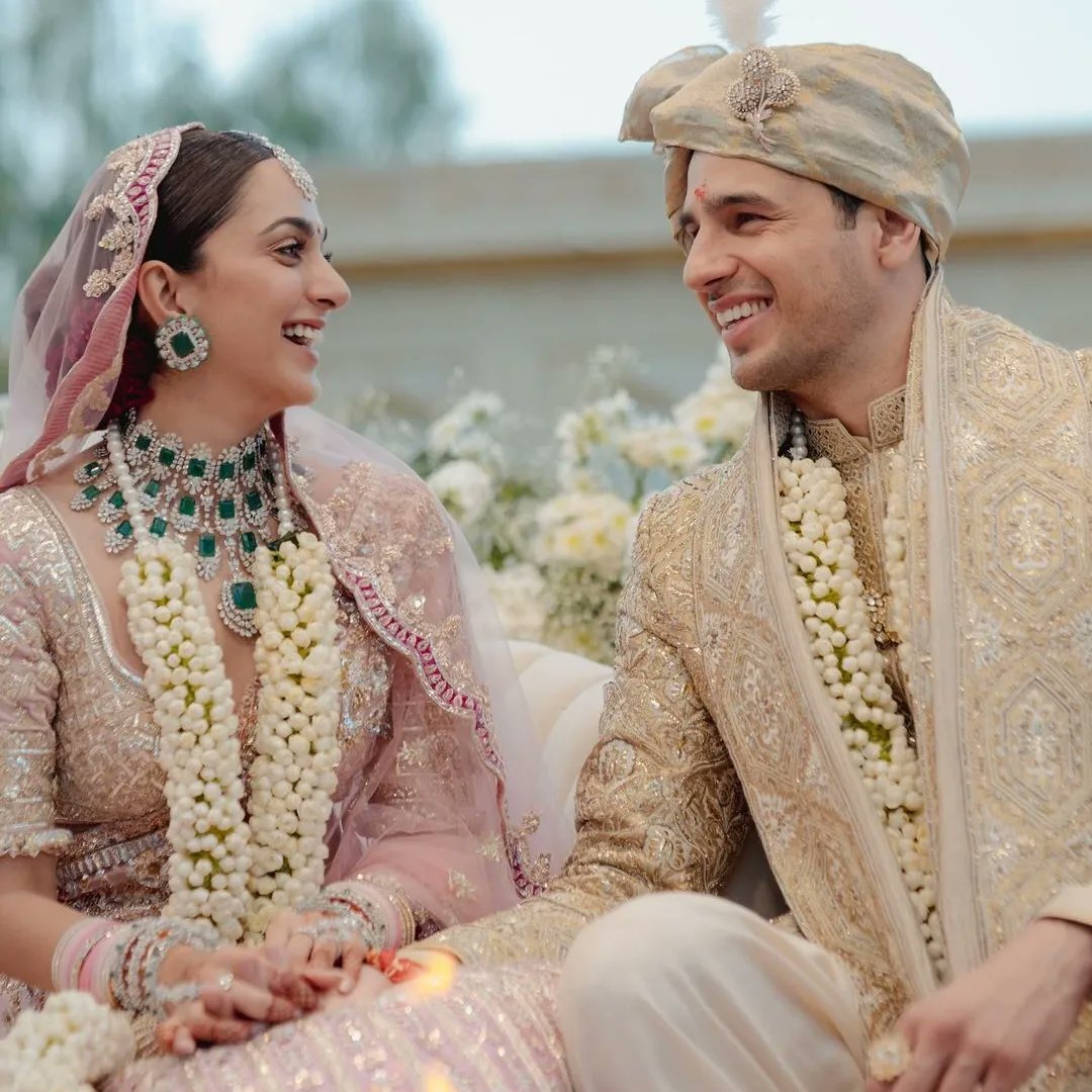 Kiara Advani Plays Mohey's Muse This Wedding Season | Grazia India