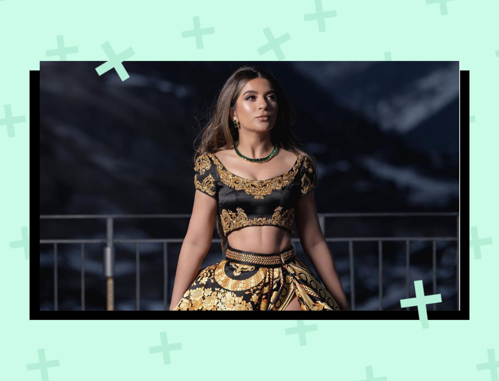 This Influencer Wore A Versace Lehenga At Her Wedding &amp; It&#8217;s Oh-So-Sexy!