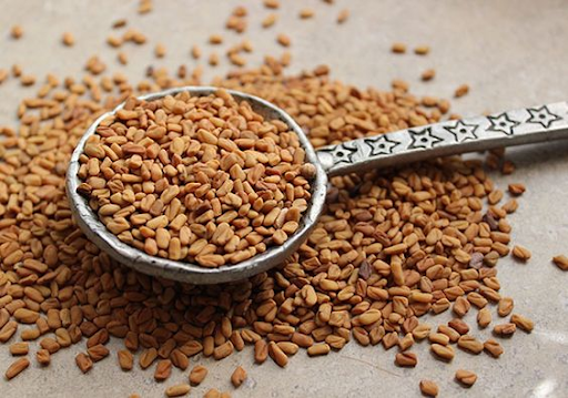 Fenugreek Seeds Paste  for natural hair removal method