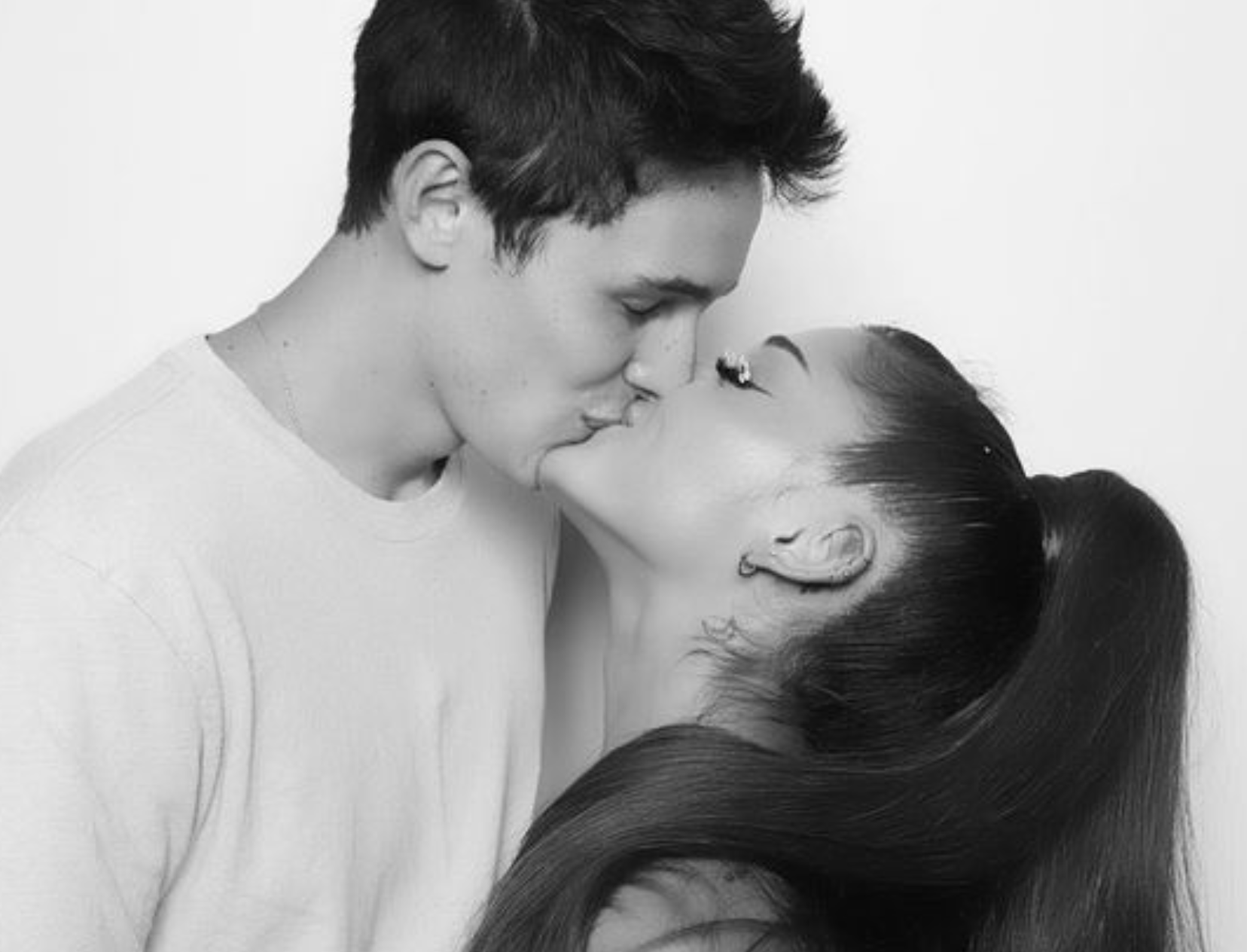 The Real Reason Why Ariana Grande &amp; Dalton Gomez Are Heading For Divorce