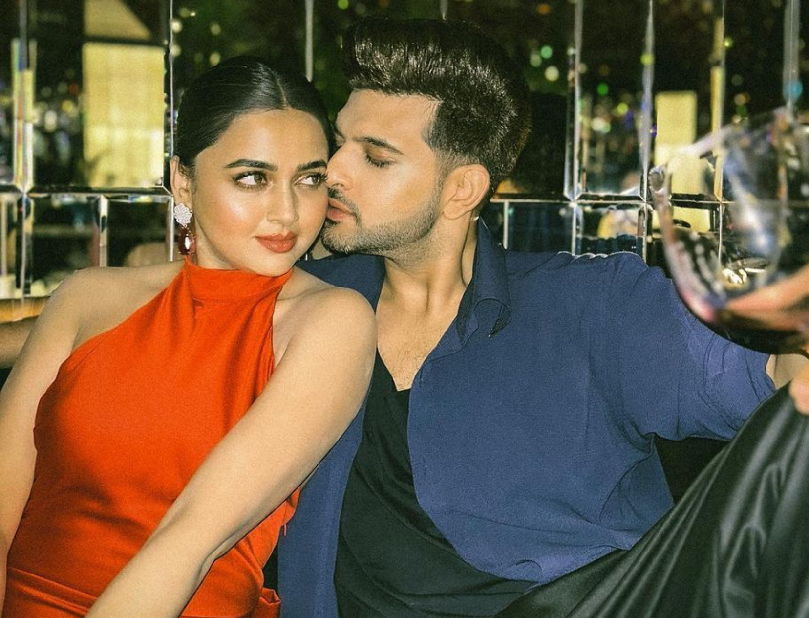 Tejasswi Prakash&#8217;s Fans Are Mad At Karan Kundrra &amp; We Are Confused