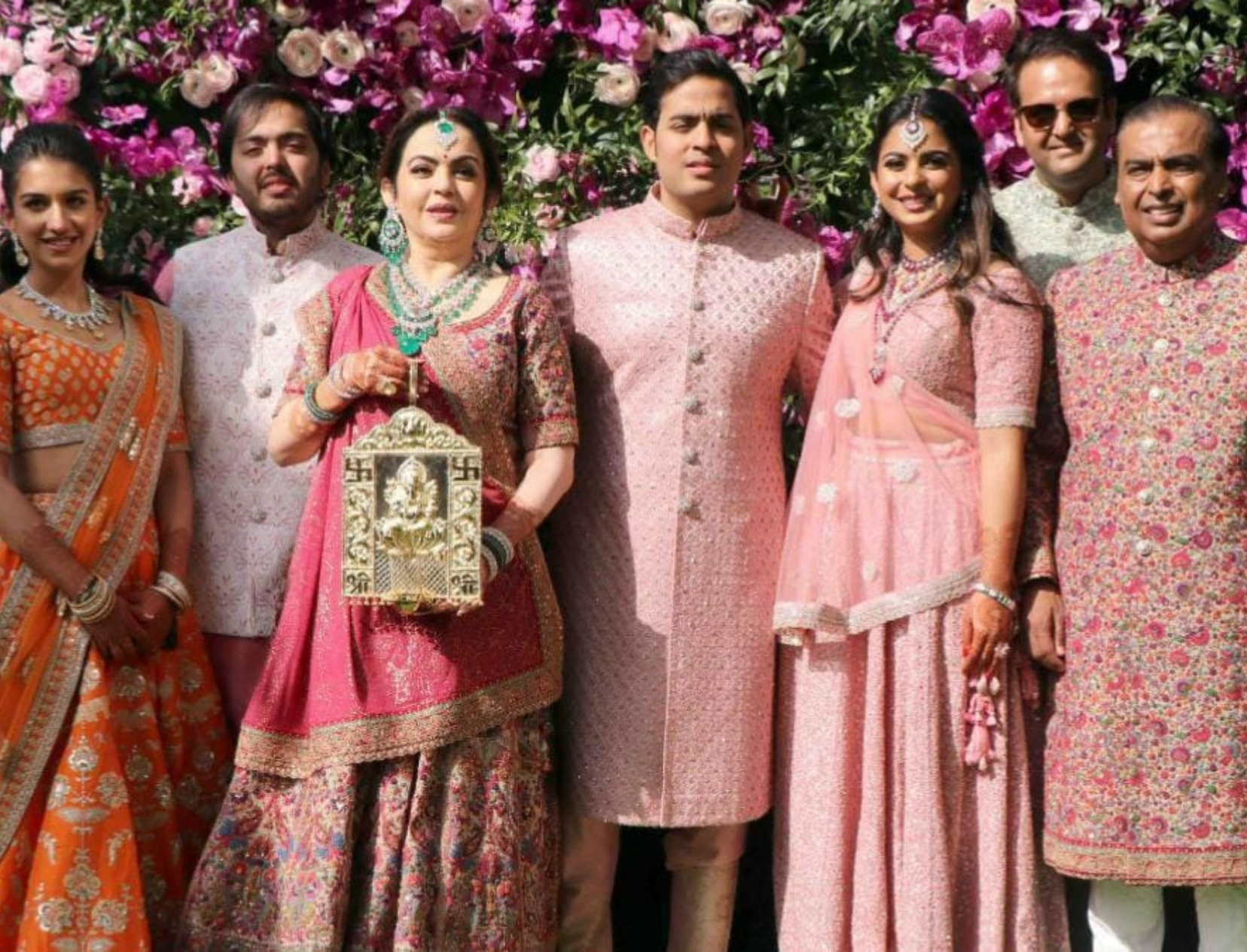 10 Ambani Employees Reveal What It&#8217;s Like Working For The Billionaire Family!