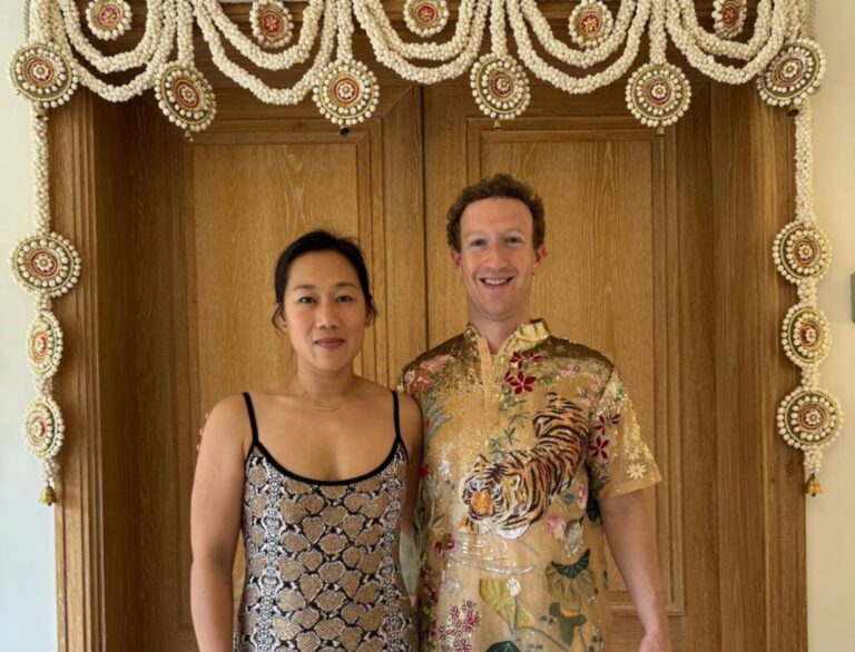 Before The Ambani Wedding, Mark Zuckerberg Attended Another Indian Shaadi With His Wife