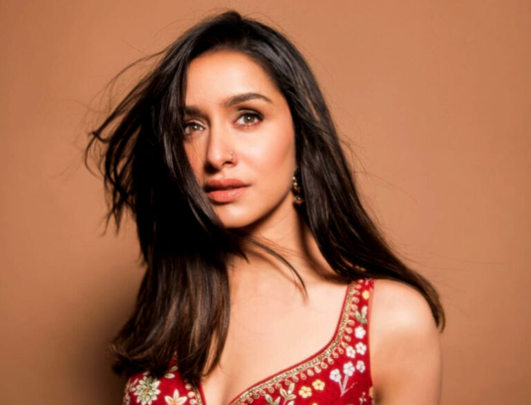 Wait, Shraddha Kapoor Doesn&#8217;t Have A Skincare Routine?