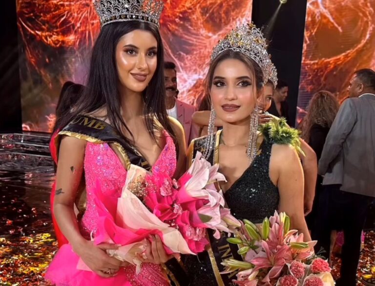 Mother-Daughter Participated In A Beauty Pageant Together &amp; Both Got The Crowns Home!